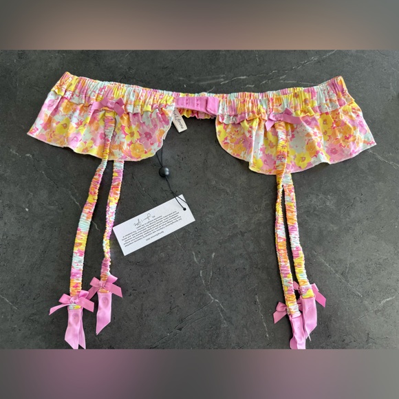 For Love And Lemons Floral Garter Belt LIMITED EDITION - Picture 3 of 4